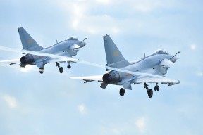 爱游戏大厅-“传球绝技曝光：职业球员传球背后的秘密技巧”，传球技术